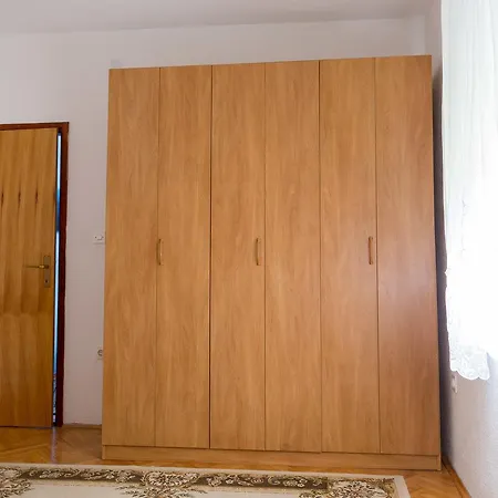 Apolon Lägenhet *